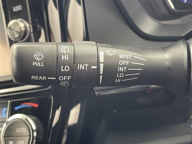 Toyota COROLLA FIELDER 2018 7689685-7