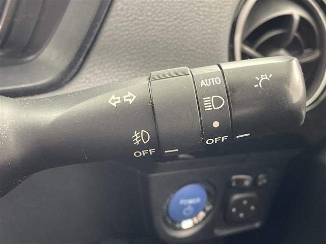 Toyota COROLLA FIELDER 2018 7689685-8