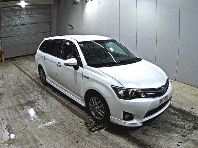 Toyota COROLLA FIELDER 2013 7689739-0