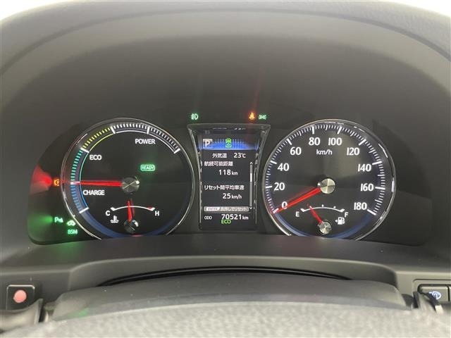Toyota CROWN 2017 7679023-21