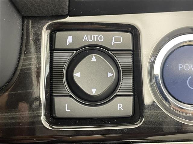 Toyota CROWN 2017 7679023-4