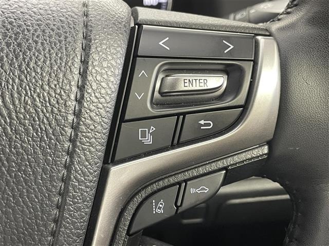 Toyota CROWN 2017 7679023-7