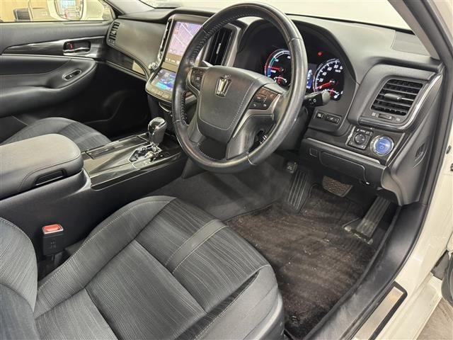 Toyota CROWN 2013 7679036-3
