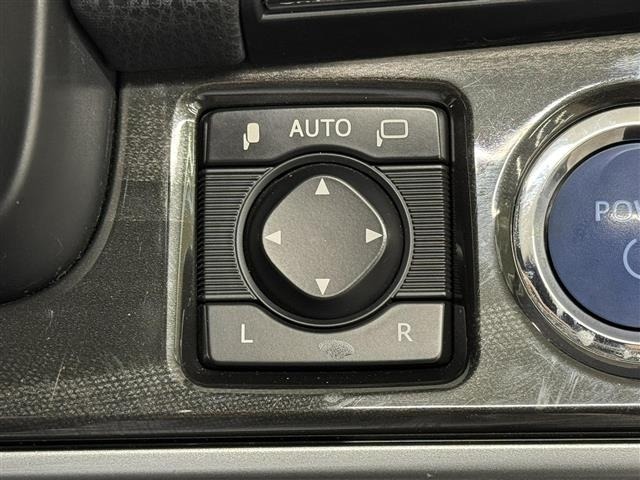 Toyota CROWN 2013 7679036-32