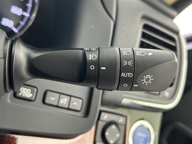 Toyota CROWN 2018 7679038-5