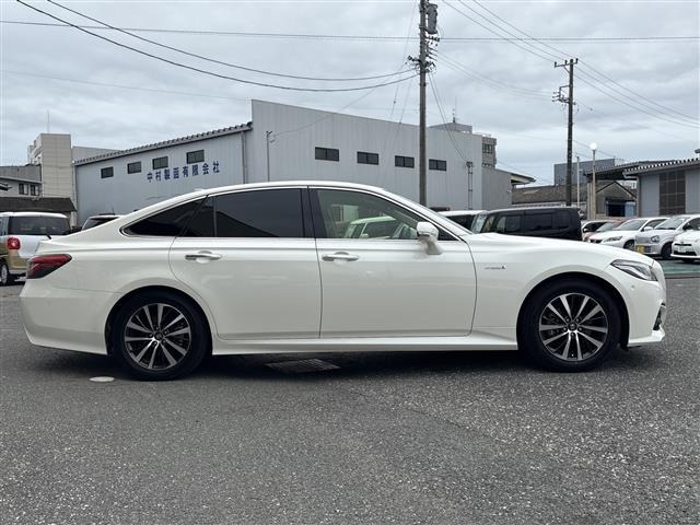 Toyota CROWN 2018 7679091-3