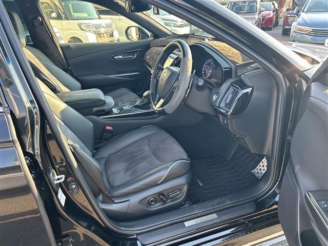Toyota CROWN 2020 7679093-6