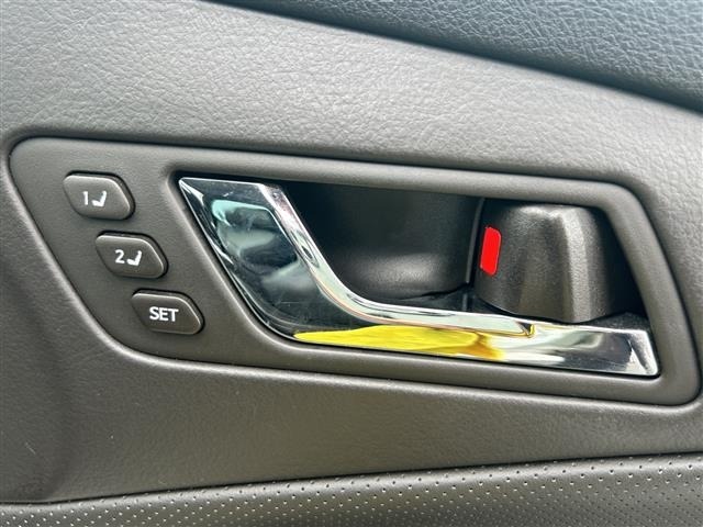 Toyota CROWN 2011 7679102-19