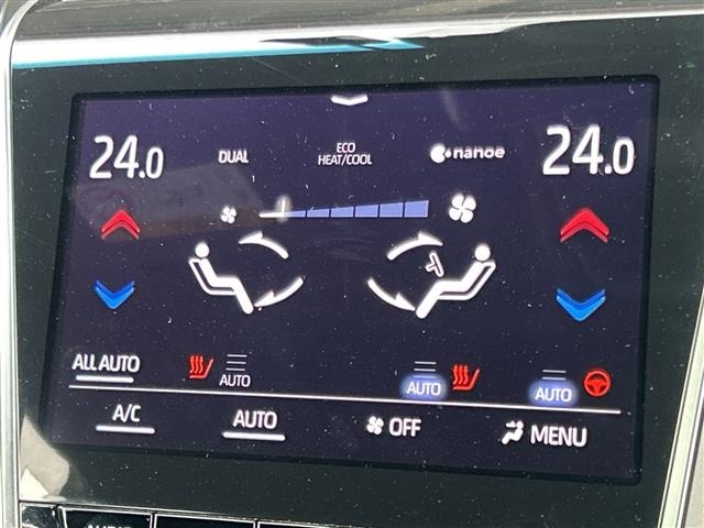 Toyota CROWN 2020 7679109-1