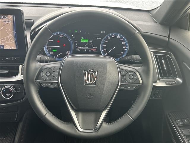 Toyota CROWN 2021 7679110-10