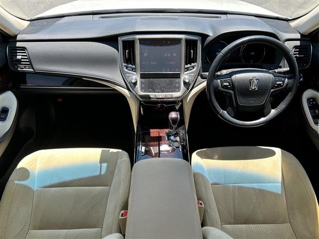 Toyota CROWN 2017 7679121-17