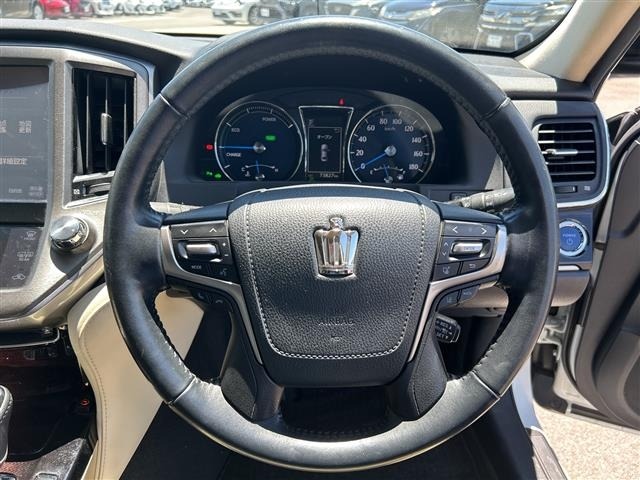 Toyota CROWN 2017 7679121-22