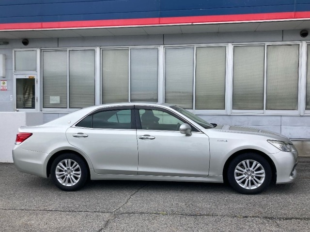Toyota CROWN 2014 7679132-3