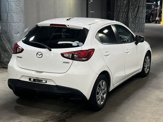 Mazda DEMIO 2016 7685584-5