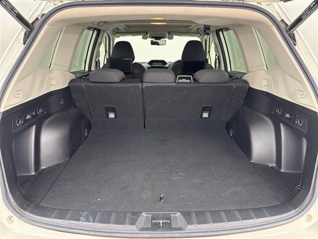 Subaru FORESTER 2018 7690103-8
