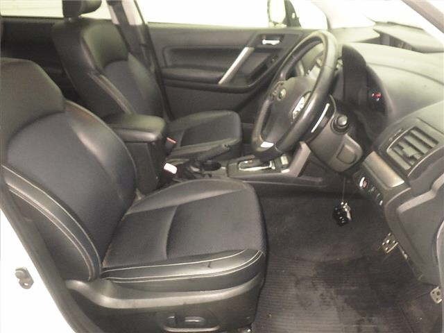 Subaru FORESTER 2012 7690105-5