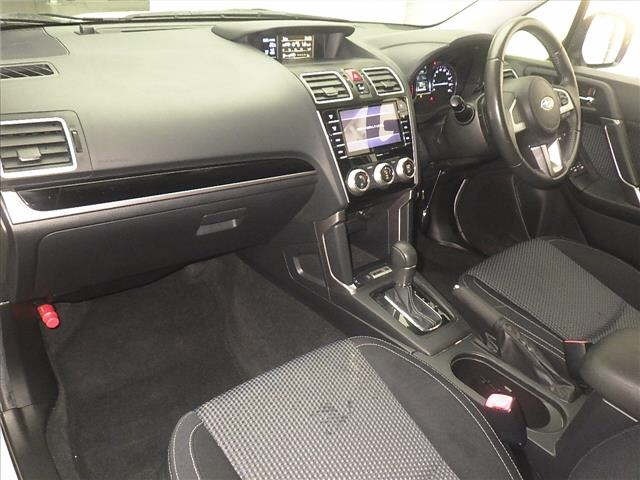 Subaru FORESTER 2016 7690106-4