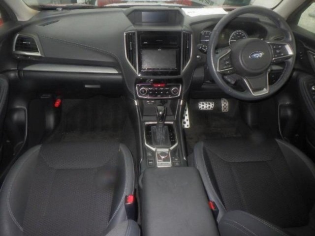 Subaru FORESTER 2018 7690109-3
