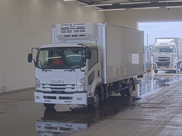 Isuzu FORWARD 2018 7689852-0