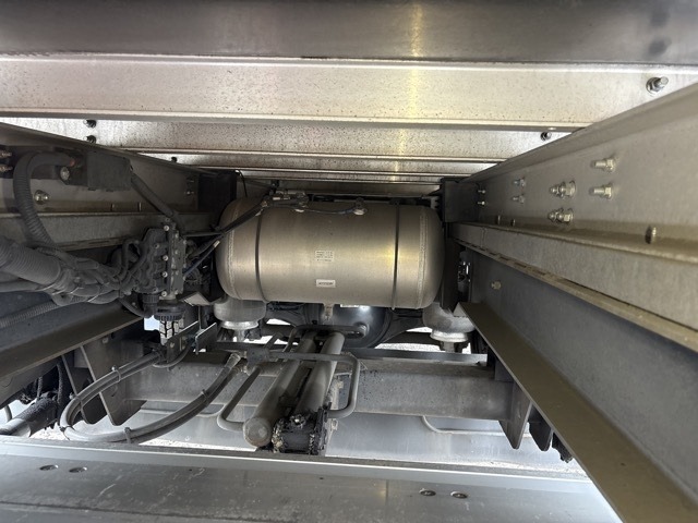 Isuzu FORWARD 2018 7689852-15