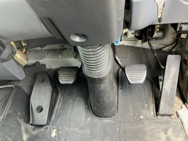 Isuzu FORWARD 2018 7689852-4