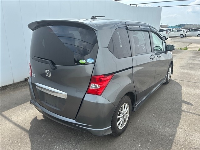 Honda FREED 2009 7686163-9