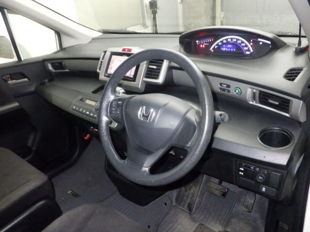 Honda FREED 2013 7686179-3