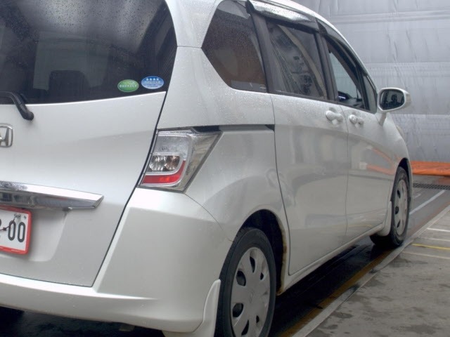 Honda FREED 2013 7686179-5