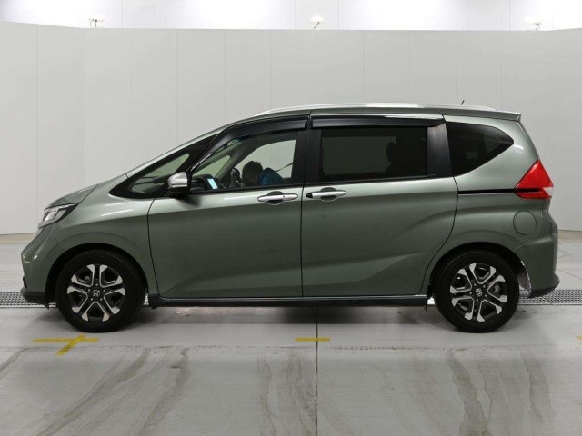 Honda FREED 2022 7686209-4