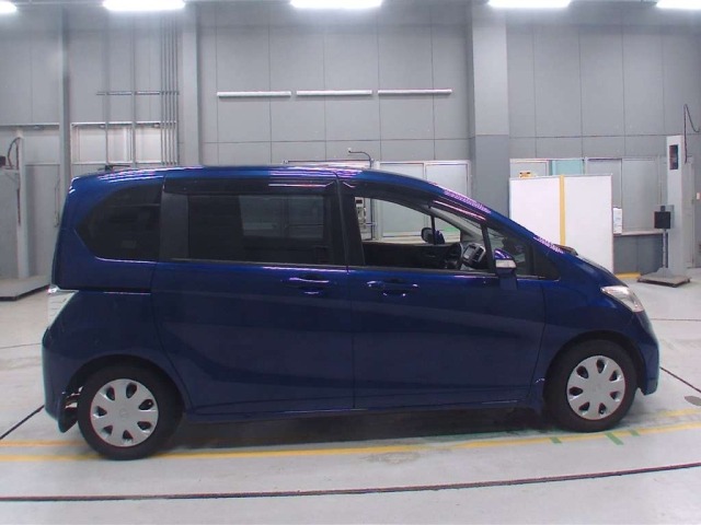 Honda FREED 2013 7686237-3