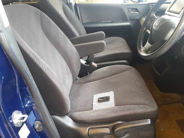 Honda FREED 2013 7686237-8