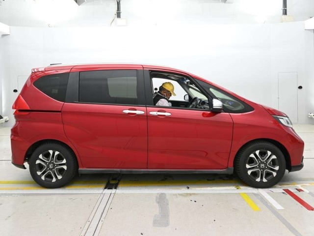 Honda FREED 2021 7686343-3