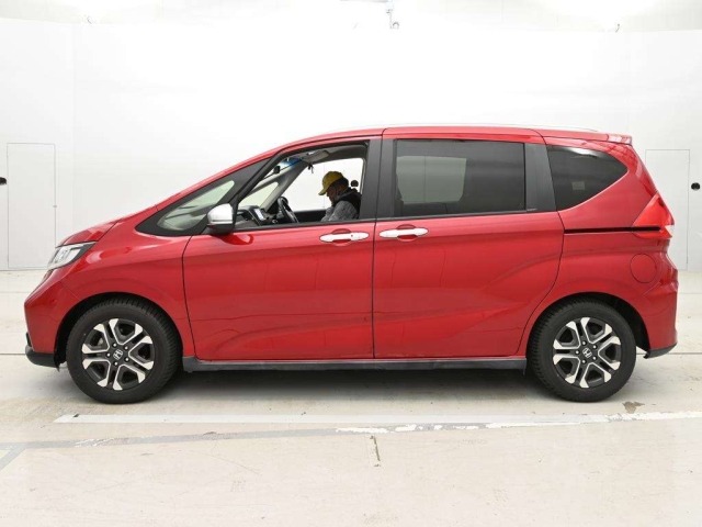 Honda FREED 2021 7686343-4