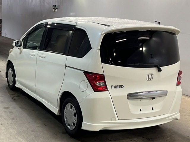 Honda FREED 2009 7686354-1