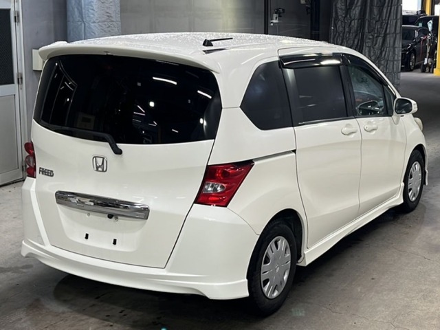 Honda FREED 2009 7686354-5