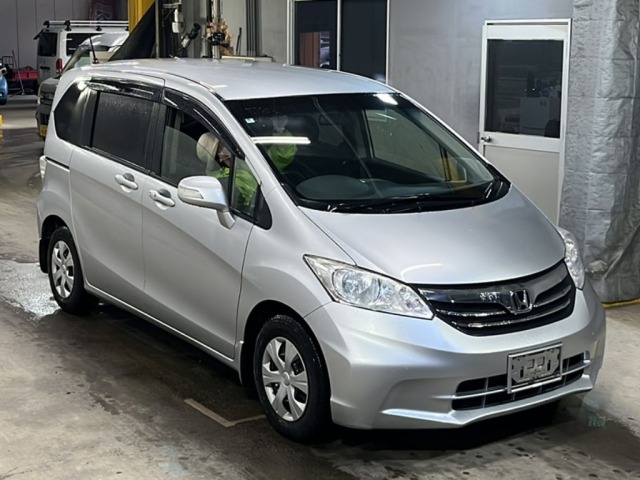 Honda FREED 2012 7686411-4