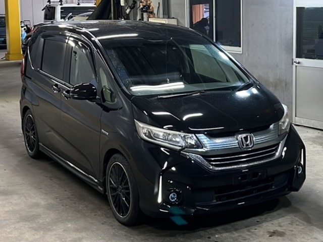 Honda FREED 2017 7686412-4