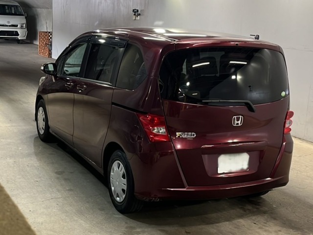 Honda FREED 2010 7686413-1
