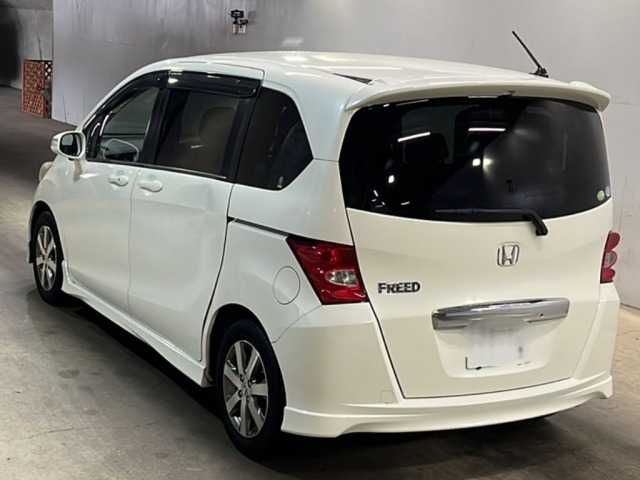 Honda FREED 2009 7686414-1