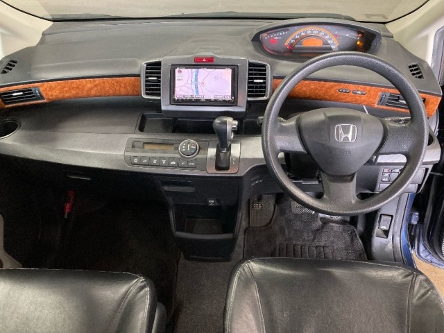 Honda FREED 2010 7686417-3