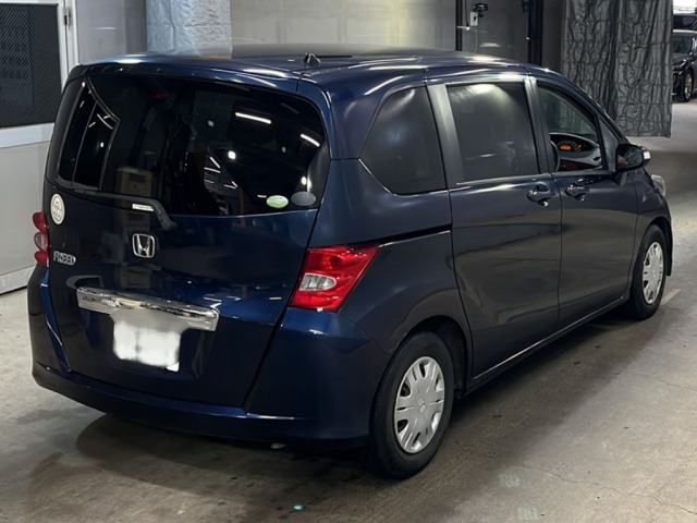Honda FREED 2010 7686417-5