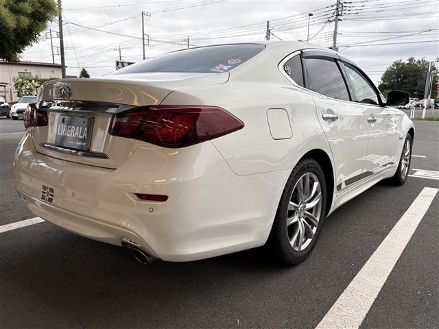 Nissan FUGA 2015 7678310-12
