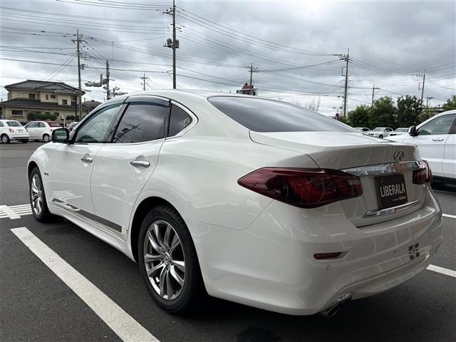 Nissan FUGA 2015 7678310-13