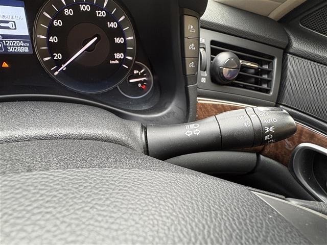 Nissan FUGA 2015 7678310-3
