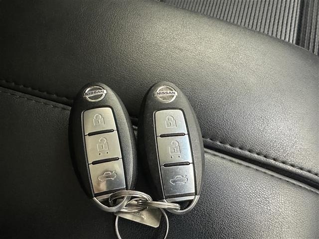 Nissan FUGA 2008 7678320-21