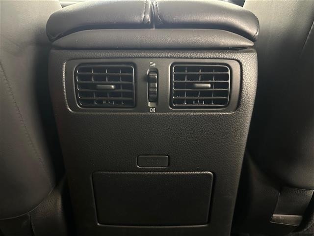 Nissan FUGA 2008 7678320-23