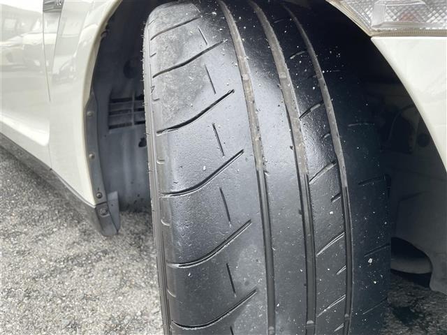 Nissan GT-R 2012 7676543-2