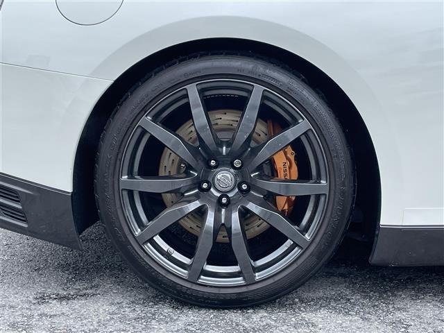 Nissan GT-R 2012 7676543-20