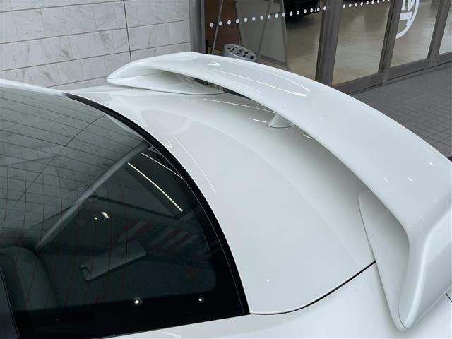 Nissan GT-R 2012 7676543-9