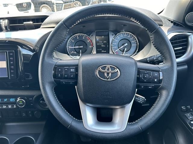 Toyota HILUX 2021 7678029-7